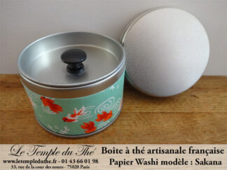 Boîte à thé artisanale française. Sakana 20 g environ