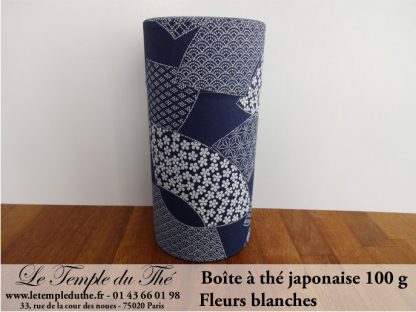 Boîte à thé japonaise. Fleurs blanches 100 g