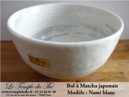 Bol à Matcha japonais blanc Nami