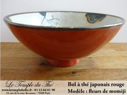Bol à thé rouge en porcelaine du Japon fleurs de momiji
