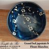Grand bol du Japon bleu fleurs blanches – Image 3