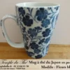 Long mug en porcelaine du Japon 35 cl fleurs bleues