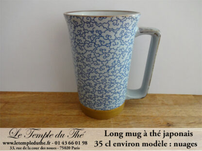 Long mug à thé du Japon en céramique 35 cl nuages