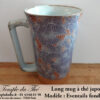 Long mug du Japon en céramique 35 cl. Éventails fond violet
