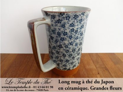 Long mug en céramique du Japon 35 cl grandes fleurs