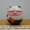 Maneki-Neko Le chat porte bonheur culbuto collier rose
