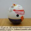 Maneki-Neko Le chat porte bonheur culbuto collier rose – Image 4