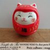 Maneki-Neko Le chat porte bonheur culbuto rouge
