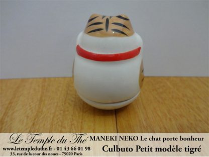 Maneki-Neko Le chat porte bonheur petit culbuto tigré