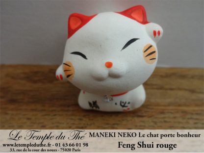 Maneki-Neko Le chat porte bonheur Feng Shui rouge (Confiance en soi)