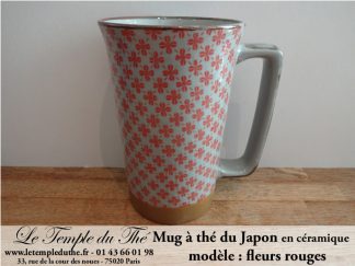 Long mug à thé du Japon en céramique 35 cl. Trèfles rouges