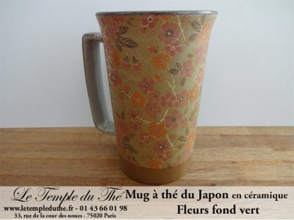 Long mug à thé du Japon en céramique 35 cl fleurs fond vert