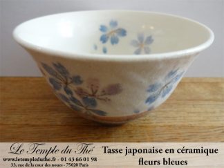 Tasse à thé en céramique du Japon fleurs bleues