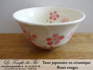 Tasse à thé en céramique du Japon fleurs rouges