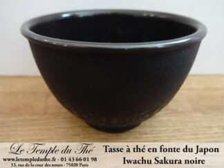 Tasse à thé en fonte du Japon Iwachu Sakura noire