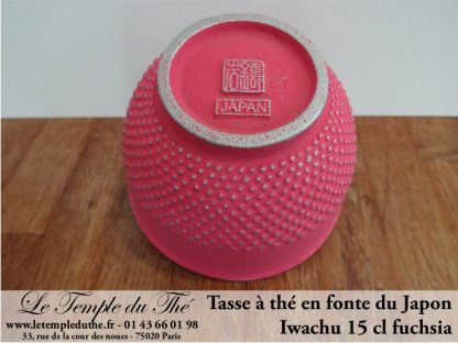 Tasse à thé en fonte du Japon fuchsia Iwachu