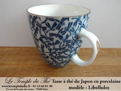 Mug à thé en porcelaine du Japon libellules bleues/noires 25 cl