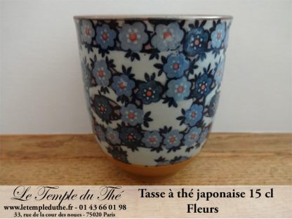 Tasse à thé japonaise 15 cl modèle fleurs