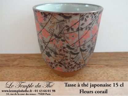 Tasse à thé japonaise 15 cl modèle fleurs corail
