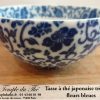 Tasse fine en porcelaine du Japon fleurs bleues