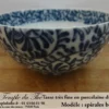 Tasse fine en porcelaine du Japon spirale bleue – Image 2