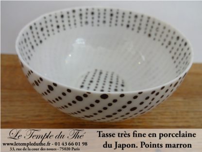 Tasse en porcelaine très fine du Japon modèle points marrons