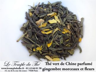 Thé vert de Chine aux morceaux de gingembre et fleurs