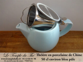 Théière en porcelaine de Chine 50 cl bleu pâle
