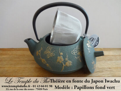 Théière en fonte IWACHU Japon 0.6 L papillons dorés