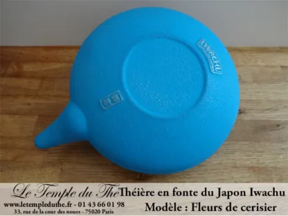 Théière en fonte IWACHU  0.5 L fleurs de cerisier – Image 4