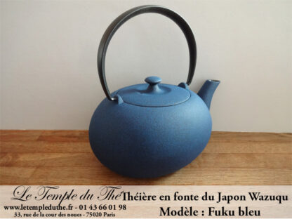 Théière en fonte du Japon WAZUQU modèle Fuku bleu 055 L – Image 2