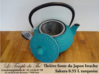 Théière en fonte du Japon IWACHU modèle Sakura turquoise