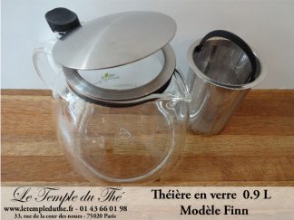 Théière en verre modèle "FINN" 0.9 L