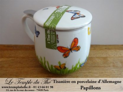 Tisanière en porcelaine d’Allemagne Papillons